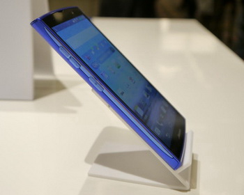 Fujitsu Arrows A 202F